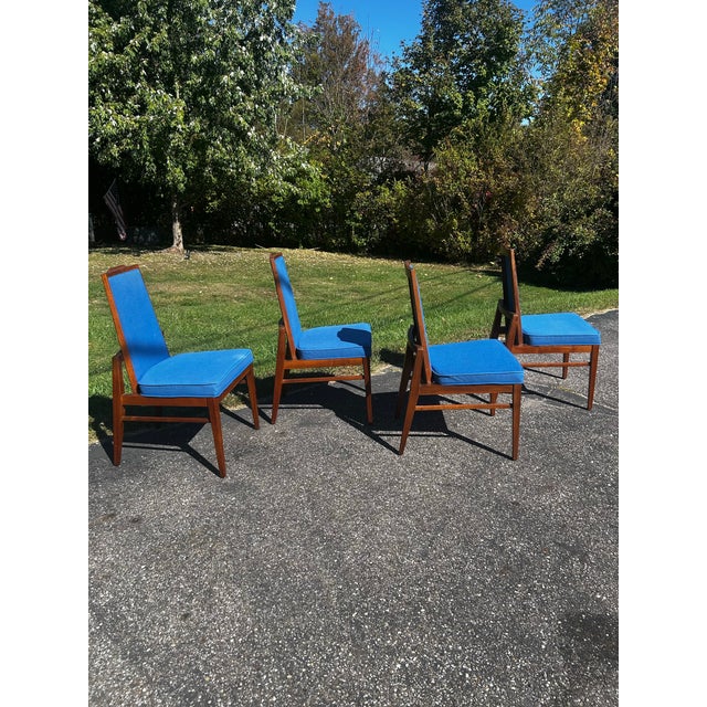 Mid Century Dillingham Walnut High Back Dining Chairs Set of 4 For Sale In Cleveland - Image 6 of 10