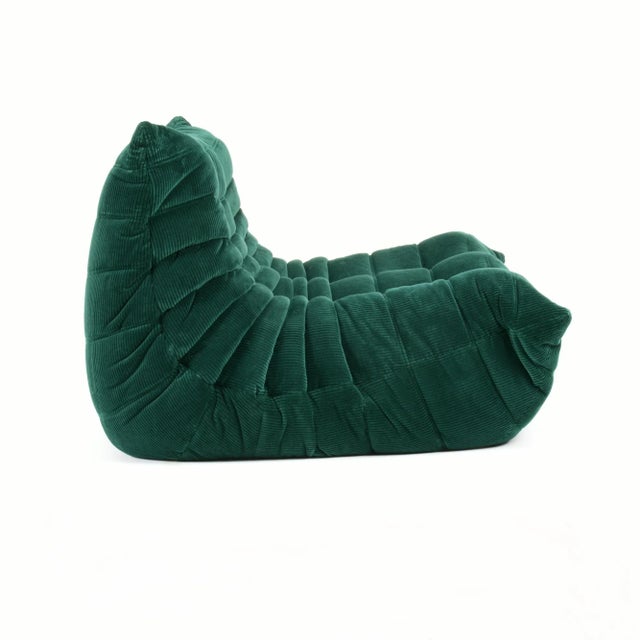Mid-Century Modern Togo Loveseat in Emerald Corduroy - Original Vintage Ligne Roset For Sale - Image 3 of 10