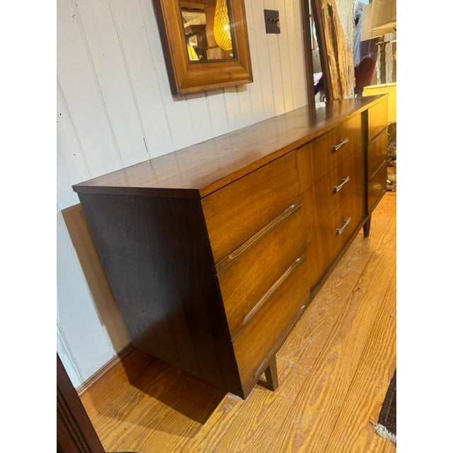 MCM Vintage Walnut Lowboy Dresser With 9 Drawers and Bow Tie Pulls For Sale In Philadelphia - Image 6 of 12