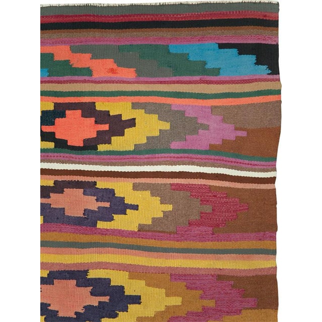 Tribal Galerie Shabab Collection Mid-20th Century Persian Flatweave Kilim Rug For Sale - Image 3 of 9