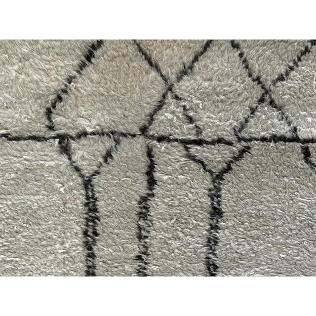 9ft X 12 Ft Moroccan/Beni Ourain–Style Area Rug For Sale In San Francisco - Image 6 of 12