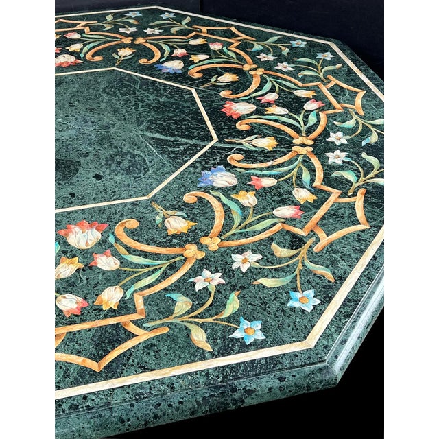 1990s 1990s Octagonal Center Table With Verde Antico Top & Michael Taylor Faux Stone Base For Sale - Image 5 of 10