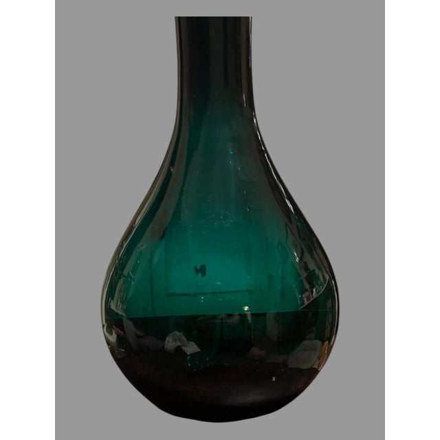 Mid-Century Modern Vintage Blenko Handmade Emerald Colored Mid-Century Modern Art Glass Vase For Sale - Image 3 of 9