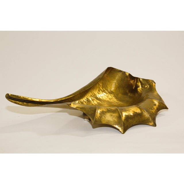 Hollywood Regency Vintage Brass Bowl in the Shape of a Large Leaf, Italy, circa 1950 For Sale - Image 3 of 13