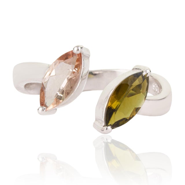 Contemporary Carat&Her Marquise Cut Two Stone Open Cuff Toi Et Moi Ring, Size 6 For Sale - Image 3 of 12
