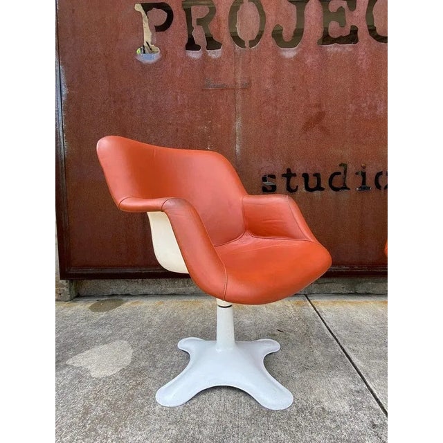 Yrjö Kukkapuro Pair of "Junior" Chairs by Yrjö Kukkapuro, Finland, 1960s For Sale - Image 4 of 10