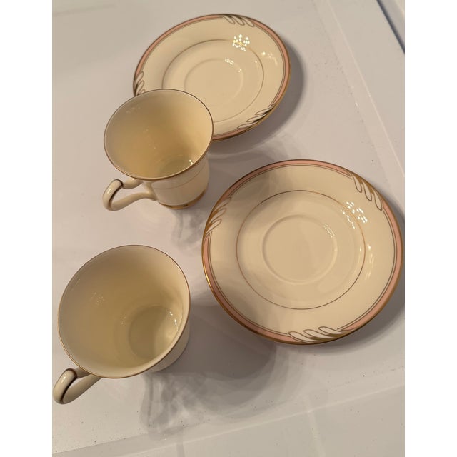 1980s 1980s Oscar De La Renta “Hospitality Peach” Ivory Demitasse Cups & Saucers – Set of 2 For Sale - Image 5 of 11