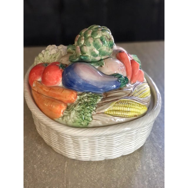 Fitz and Floyd Large Fitz and Floyd Vegetables Motif Covered Dish For Sale - Image 4 of 9