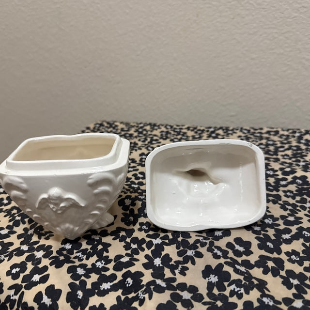 White Vintage White Porcelain Cherub Heart Trinket Box For Sale - Image 8 of 9