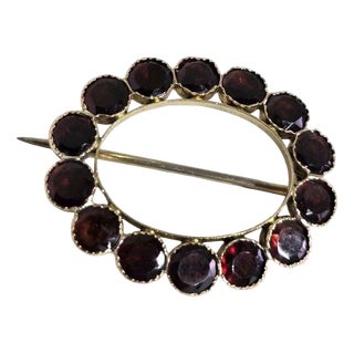 Antique 9ct Yellow Gold and Garnet Openwork Oval Brooch, 1890s For Sale