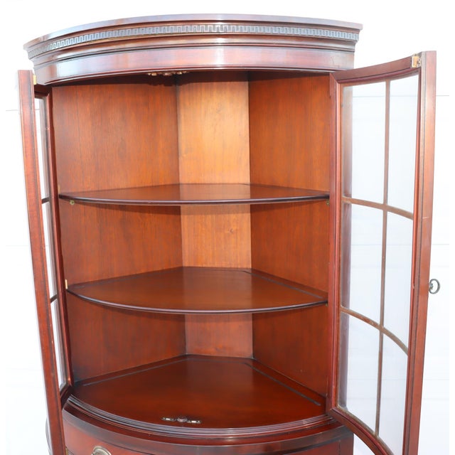 1950s Mahogany Corner Cabinet by Drexel For Sale - Image 13 of 14