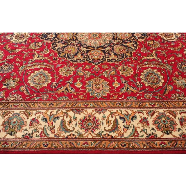 H1 Middle Eastern Rug in Wool For Sale - Image 9 of 10
