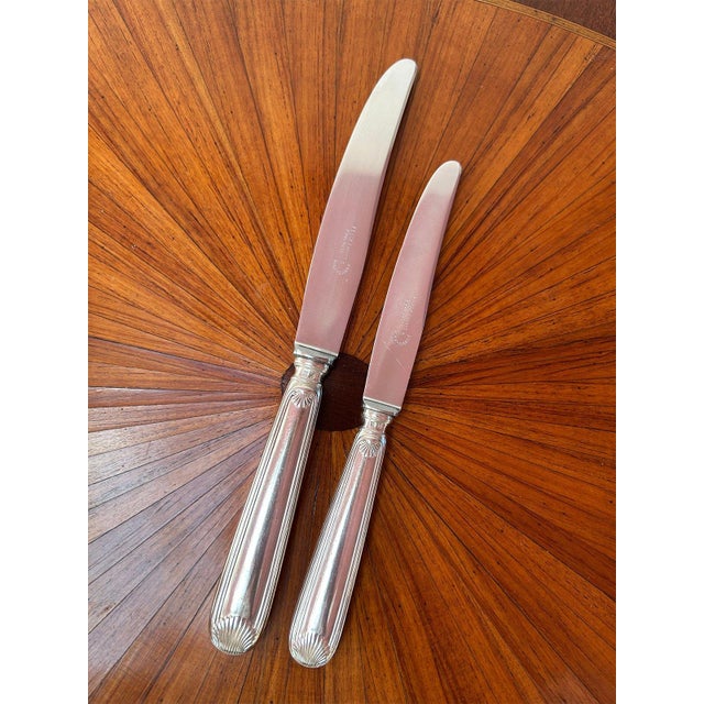 French Louis XV Coquille Cutlery Set for 12 in Silver-Plated Metal by Felix Frères, 1950s, Set of 186 For Sale - Image 16 of 18