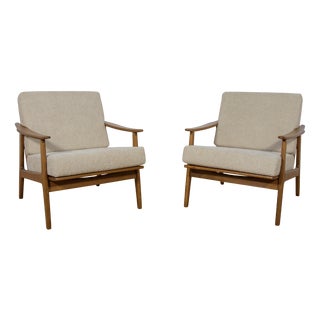 Mid-Century Modern Polish Model 5825 Chairs, 1960s, Set of 2 For Sale
