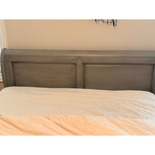 Ethan Allen 1990s Attributed to Ethan Allen French Country Sleigh Bed For Sale - Image 4 of 5