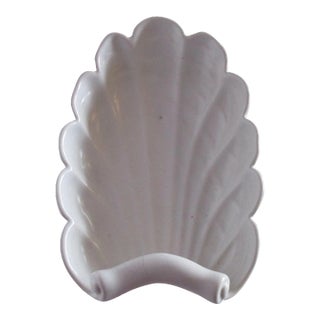 Vintage White Abington Art Deco Style Pottery Decorative Bowl For Sale