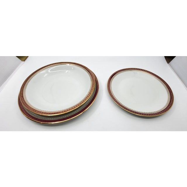 Sologne Porcelain Dinner Service with Fine Gold Decoration, France, Set of 38 For Sale - Image 5 of 13