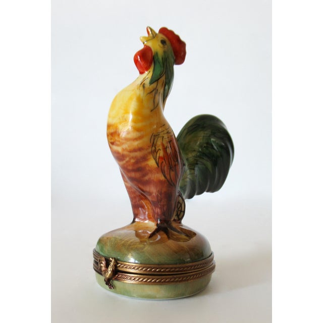 Vintage Limoges, France Hand-Painted Porcelain Enamel Crowing "Rooster" Trinket Box For Sale In West Palm - Image 6 of 13