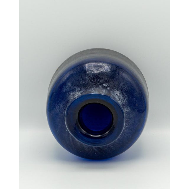 Blue Vintage Hand-Blown Cobalt Blue Scavo Murano Glass Vase from Seguso Vetri D'Arte, 1980s For Sale - Image 8 of 13