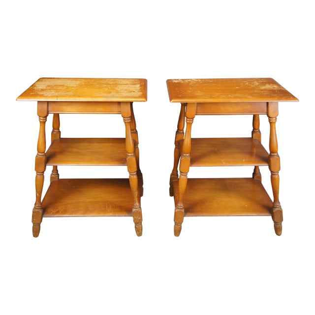 Early 20th Century Heywood Wakefield Maple 3 Tier Side Accent Tables Pedestals - a Pair For Sale