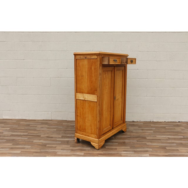 Antique Pine Vertiko Cabinet | Late 19th Century Solid Wood Cupboard With Drawers & Shelves | Rustic European Storage Cabinet For Sale In Los Angeles - Image 6 of 18