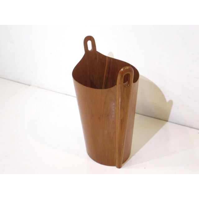 P. S. Heggen Teak Waste Basket by Einar Barnes for p.s. Heggen Norway For Sale - Image 4 of 11