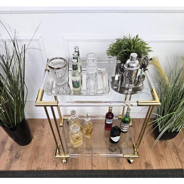 Milo Baughman Vintage Italian Two-Tier Acrylic Glass and Glass Dry Bar Cart by Milo Baughman, 1970s For Sale - Image 4 of 9