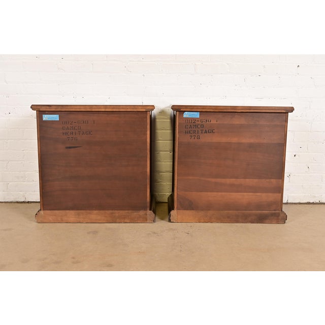 Drexel Heritage French Regency Louis XVI Burl Wood Nightstands, Pair For Sale - Image 13 of 15