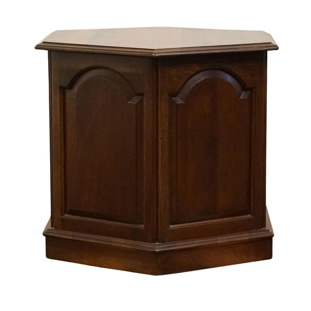 Ethan Allen Georgian Court Solid Cherry Traditional Style 24x27" Hexagonal Accent Storage End Table 11-8075 - Sheffield Finish For Sale - Image 10 of 11