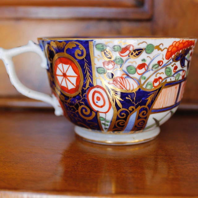Derby Early 19th Century Gilt Imari Cup and Saucer For Sale - Image 11 of 13