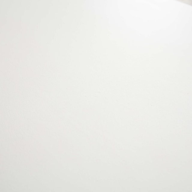 Modern Coffee or Side Table in White Leather from Minotti For Sale - Image 3 of 9