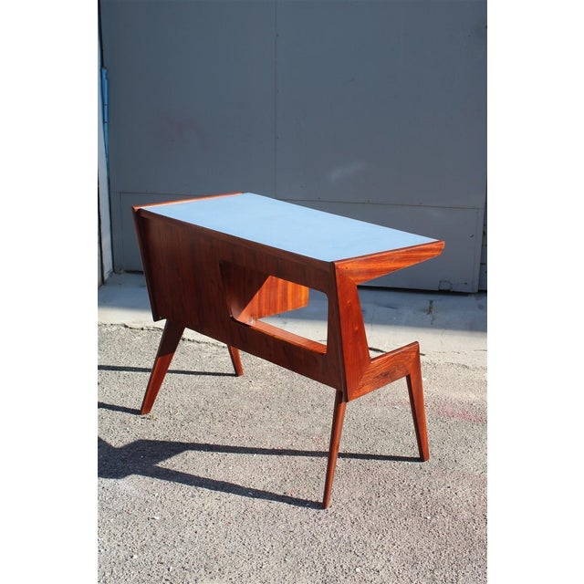 Small Geometric Desk in Mahogany and Blue Laminate by Vittorio Dassi for Dassi, 1950 For Sale - Image 6 of 13