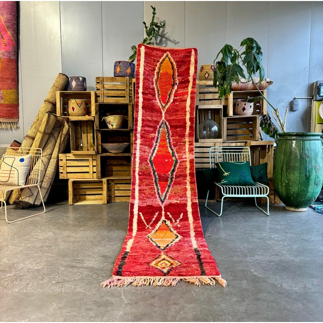 NONE CUSTOM FEES (due to Vintage Item) Step into a world of time-honored artistry and craftsmanship with our exquisite...