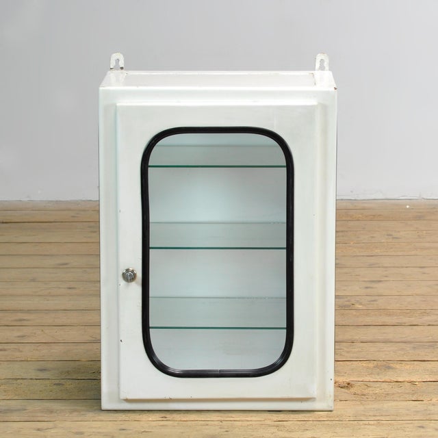Vintage Medical Cabinet (Wall Unit), 1970s, 1975 For Sale - Image 4 of 12