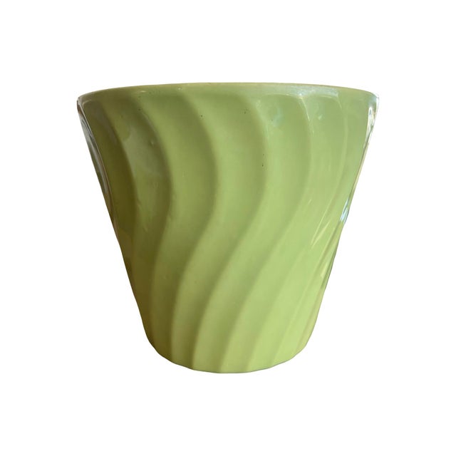 Vintage Bauer Swirl Planter, Lime Green Mid Century Modern Ceramic Los Angeles For Sale In Palm Springs - Image 6 of 8