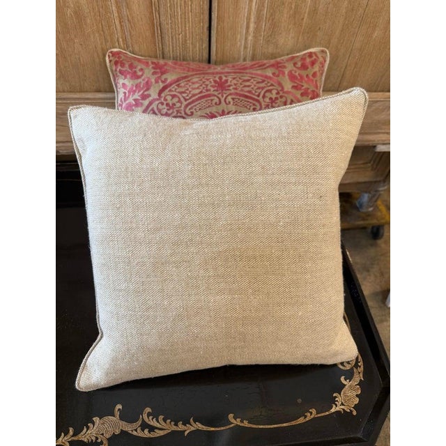 Early 21st Century Pair of Vintage Fortuny Orsini Pillows With Belgian Linen Backs For Sale - Image 5 of 5
