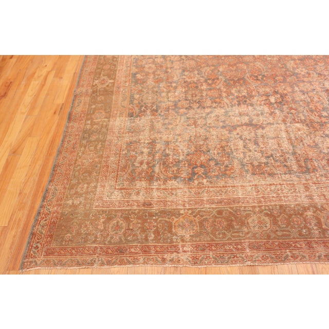 Nazmiyal Collection Antique Persian Mahal Rug For Sale In New York - Image 6 of 7