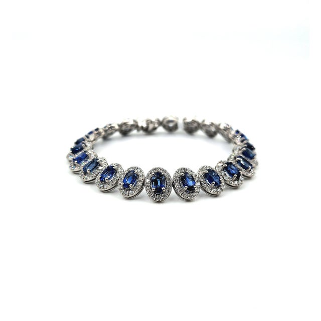 Blue 22.10 Ct Natural Sapphire & Diamond Tennis Bracelet For Sale - Image 8 of 8