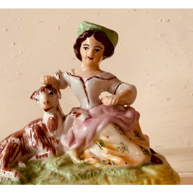 Staffordshire Captivating Pair of Early 20th Century English Staffordshire Mantle Figures For Sale - Image 4 of 12