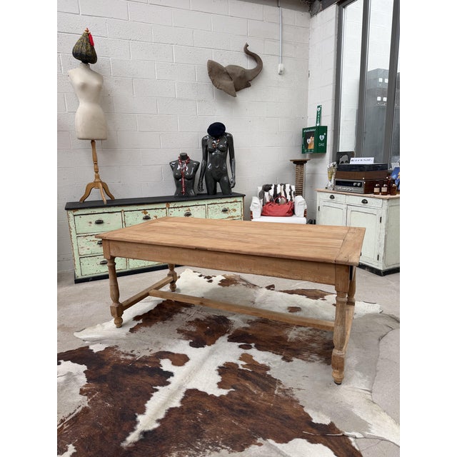 19th Century Country Table in Cherry Wood For Sale - Image 3 of 12