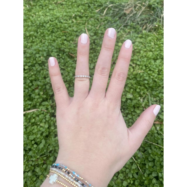 0.18ctw Diamond Circles Band Ring, 14k White Gold, Ring Size 5.5 For Sale In Greensboro - Image 6 of 6