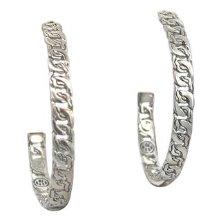 1990s Pair of John Hardy Estate XL 2" Cable Chain Hoop Earrings Silver For Sale