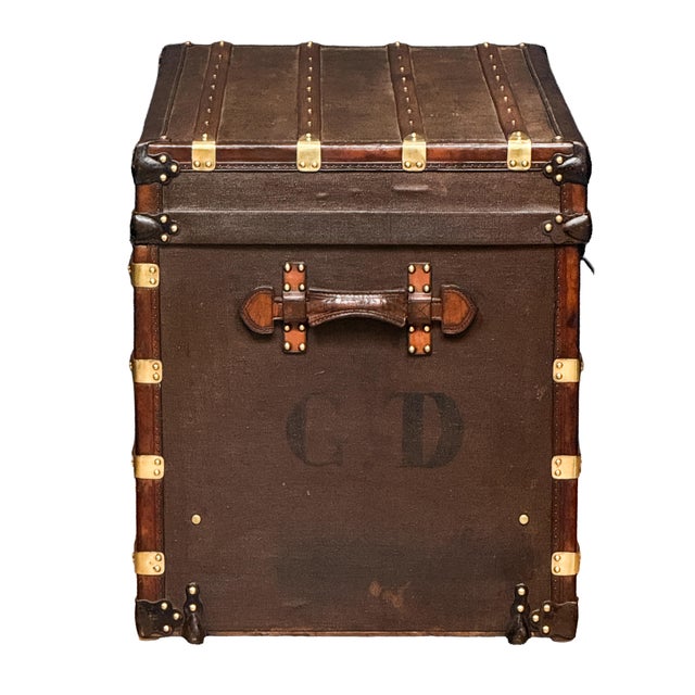 French Leather and Brass Bound Steamer Trunk - À La Malle Édison, Paris For Sale - Image 4 of 15