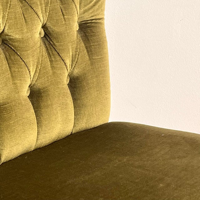 Vintage Italian Bedroom Chairs in Green Velvet, 1960s, Set of 2 For Sale - Image 4 of 11