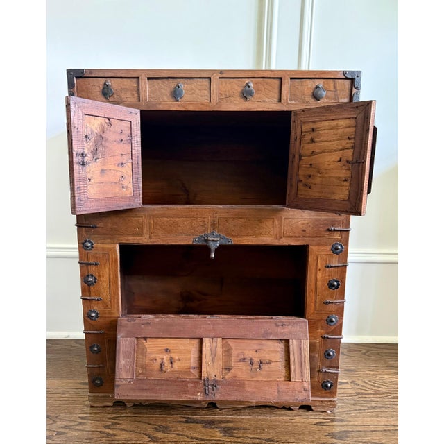 Antique Korean Two-Level Wood Chest Jeon-Ju Jang For Sale - Image 16 of 18