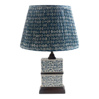 Blue and White Floral Bricks Base Table Lamp For Sale