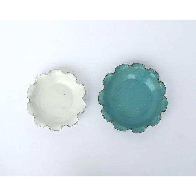 Sky Blue Pottery Bowl with Ruffled Edge For Sale - Image 4 of 13