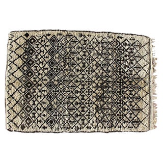 Mid 20th Century Moroccan Rug- 6'7" X 9'7" For Sale