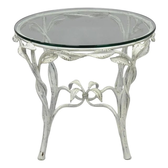 Vintage Italian Hollywood Regency Iron Leafy Scroll Round Occasional Side Table For Sale