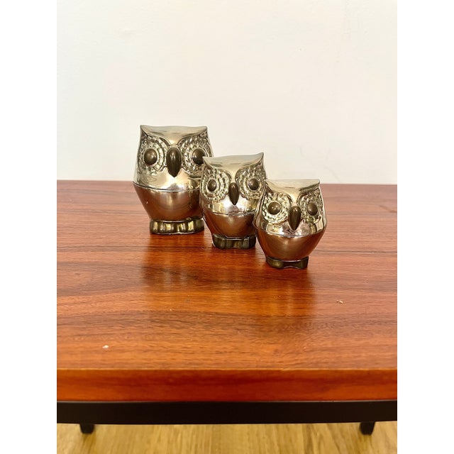 1970s Hollywood Regency Owl Boxes in Silver-Plated Metal, 1960s, Set of 3 For Sale - Image 5 of 5